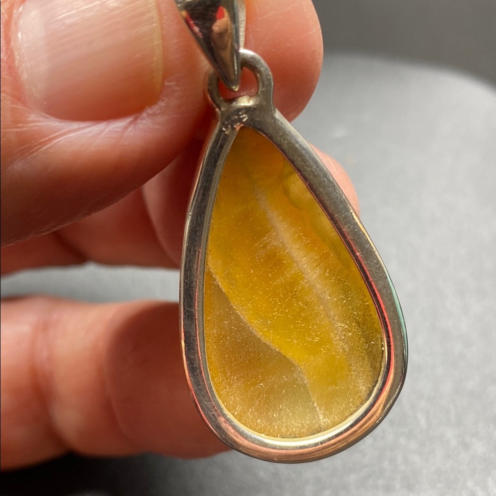 Yellow Lace Agate Pendant in Solid Sterling Silver 925 - Picture 7 of 8